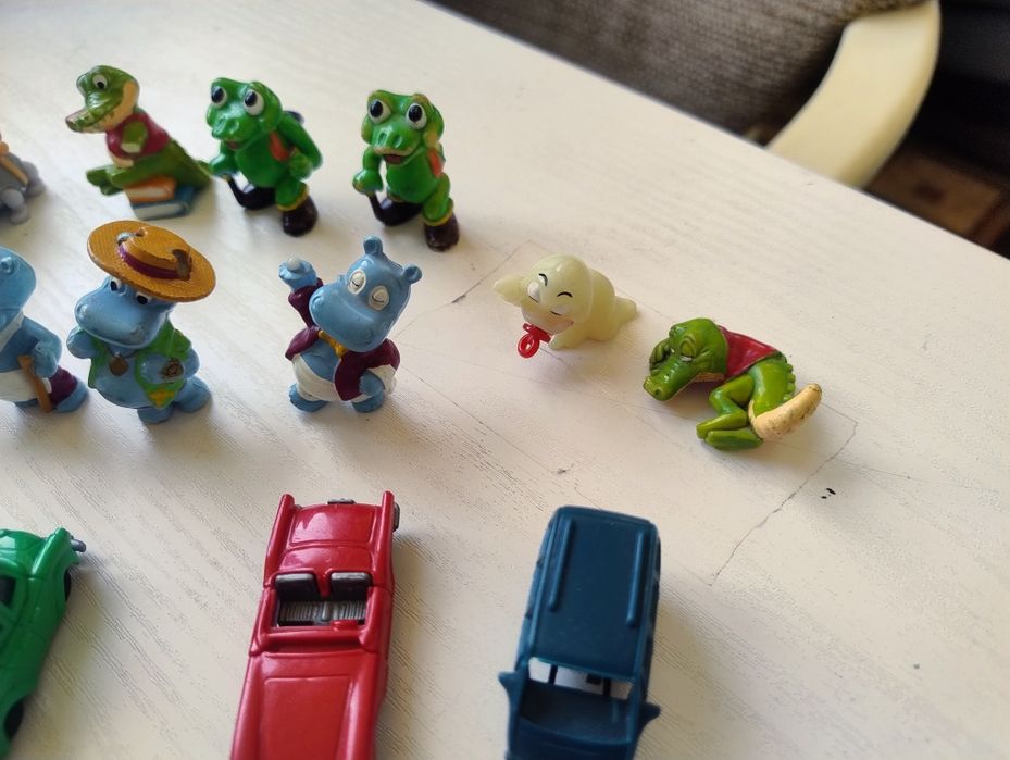 Дитячі іграшки Kinder 1990-2000 років 20шт