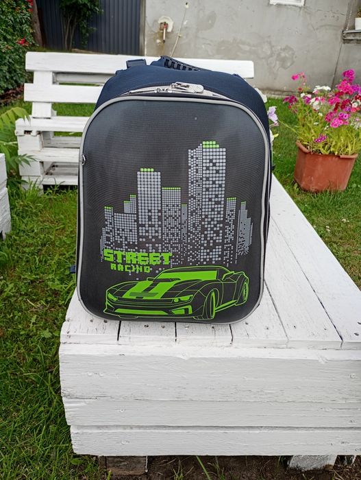 Продам портфель дитячий