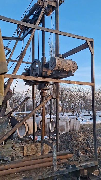 Срочно!!!Продам бурову установку під колодязі 220 вольт