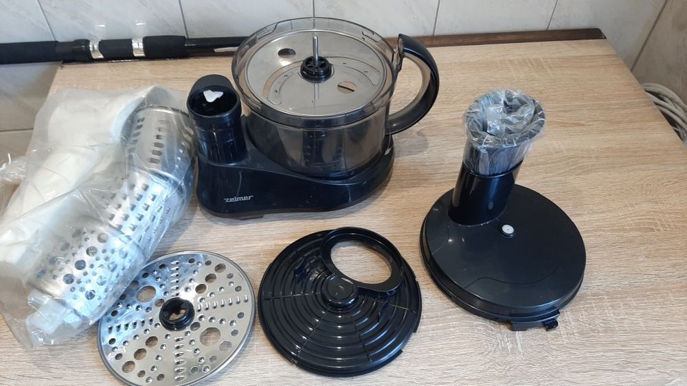 Кухонный  комбайн