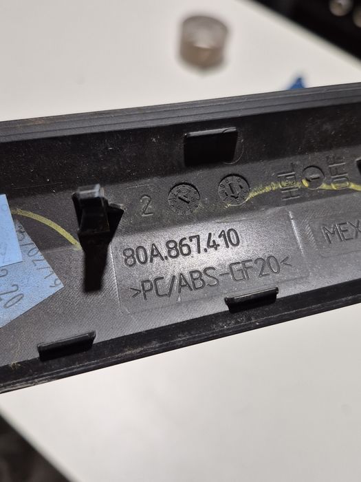 Listwa dekor boczka prawy tył Audi Q5 80A.867.410