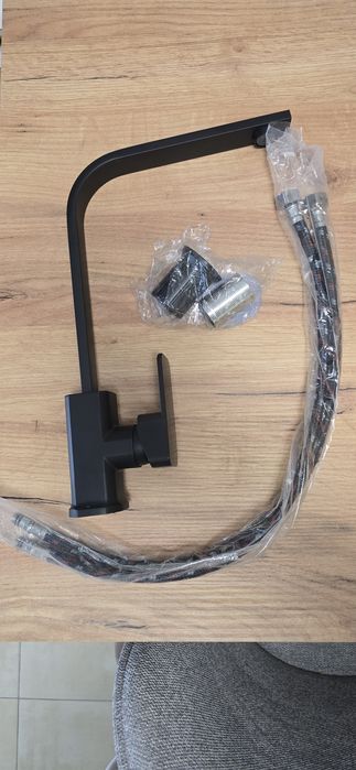 Torneira de Cozinha Preta Mate – Nova