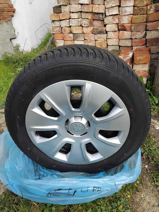 Opony zimowe Hankook R16
