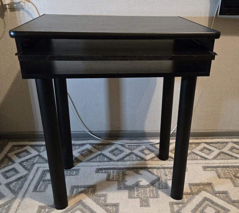 Стіл комп'ютерний письмовий чорний