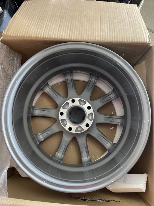 Nowe felgi 17 cali do BMW , 5x120 grafitowe