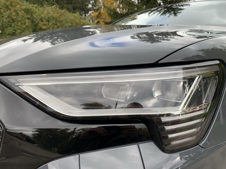 Audi Q8 E-tron Premium 114Квт