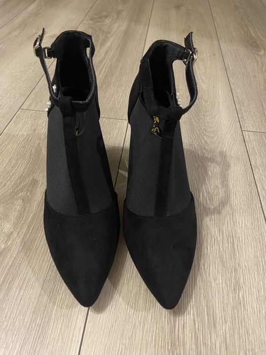 Осінні / весняні ботіки