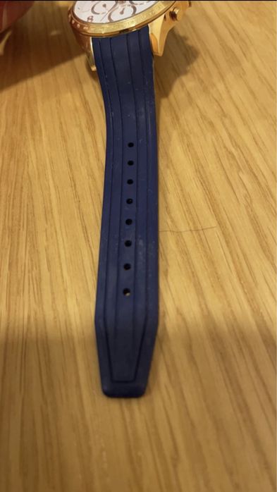 Relógio azul e dourado Tommy Hilfiger