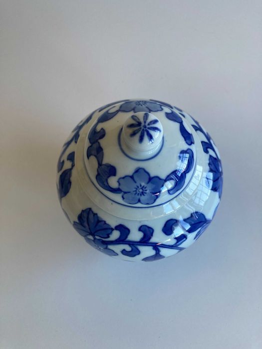 Pote em cerãmica sem uso