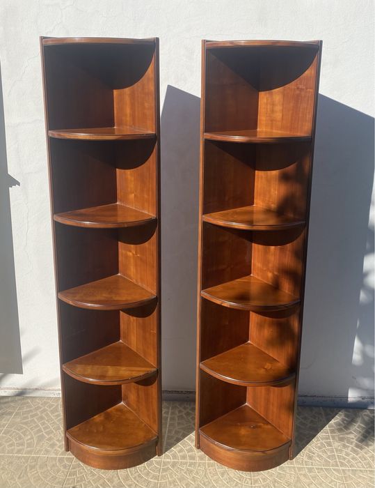 Quarto Completo de 2 camas em Madeira de Cerejeira