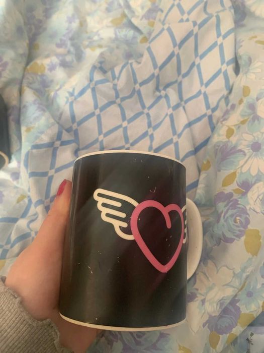 kubek z nadrukiem serca