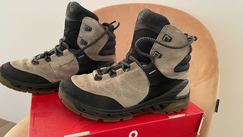 ECCO biom GORE-TEX ヤクレザー ECCO BIOM 2.0 Low メンズ テキスタイルGore-Texスニーカー | グレー