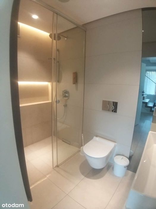 Dom z sauną, jacuzzi. Duży ogród, widok na Jeziorak - pierwsza linia.