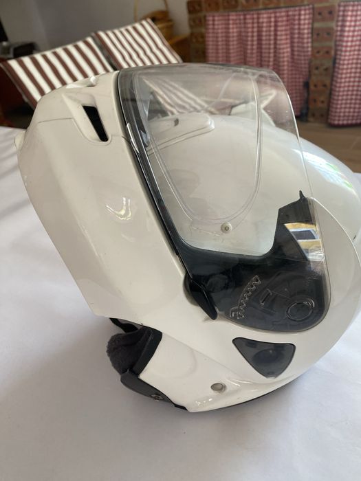 Capacete shoei M
