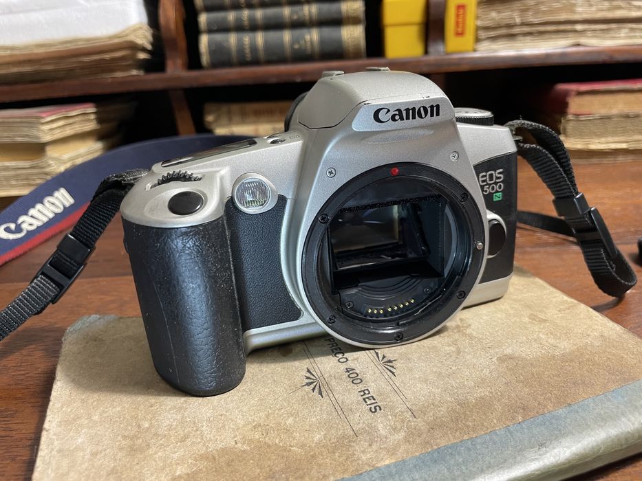 Corpo Canon eos 500N maquina de rolo 35mm