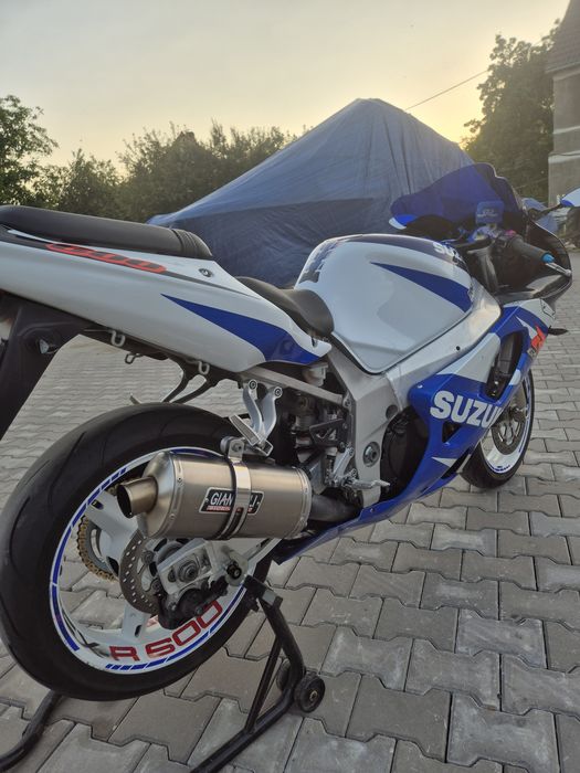 Suzuki GSXR 600 K1