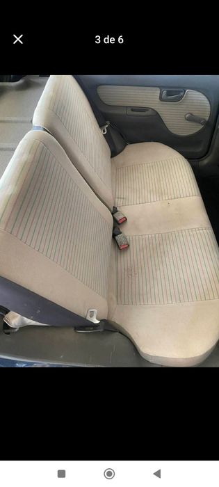 Dois Subaru vivio um de 94 azul e um branco de 97, clássicos raros