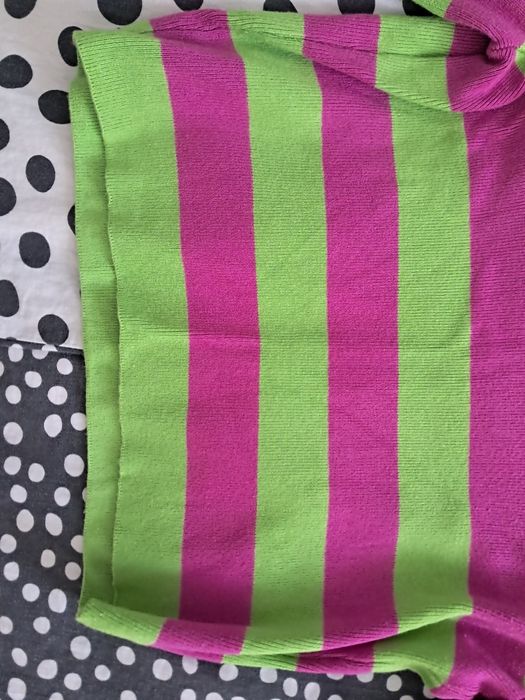 Sweter prawie nieużywany