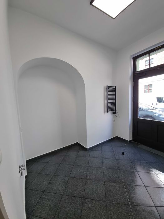 Lokal użytkowy Toruń Jęczmienna 29 Na wynajem Gotowy