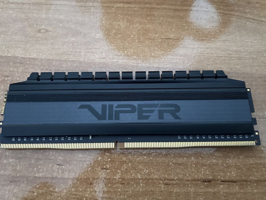 RAM DDR4 patriot Viper 4 gb 3000mhz