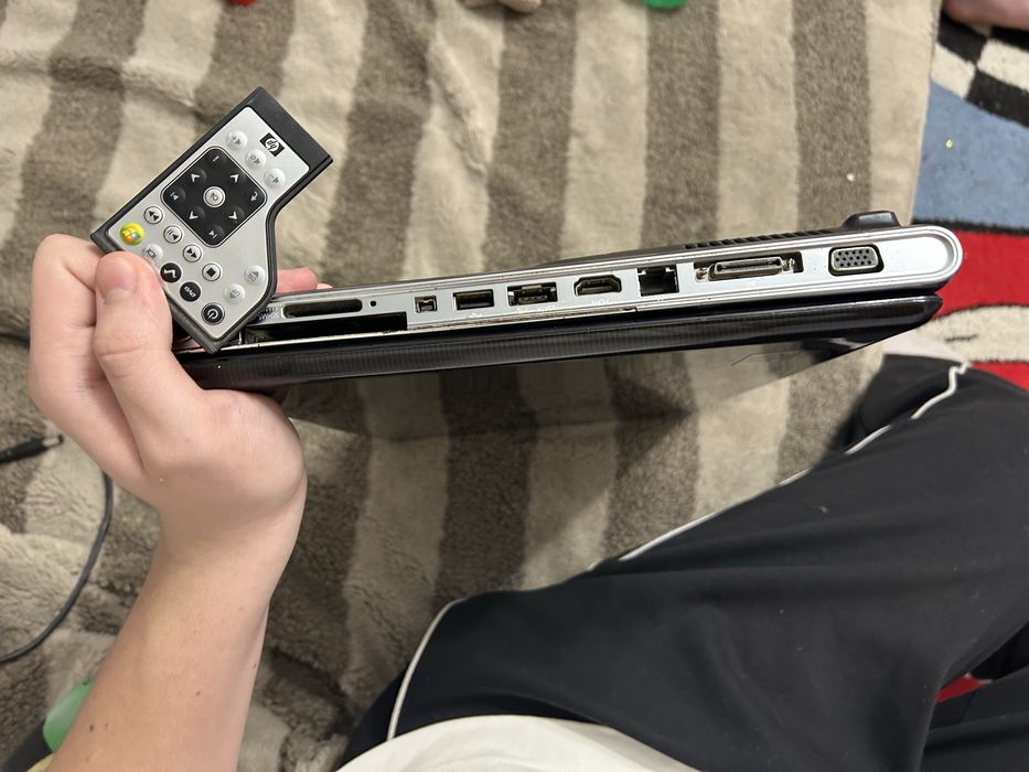 HP Pavilion dv7 / 17.3” / Core i7 / 8GB RAM / SSD + HDD / NVIDIA