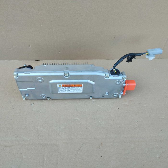 Toyota Rav 4 V Lexus 19- falownik przetwornica napięcia moduł DC