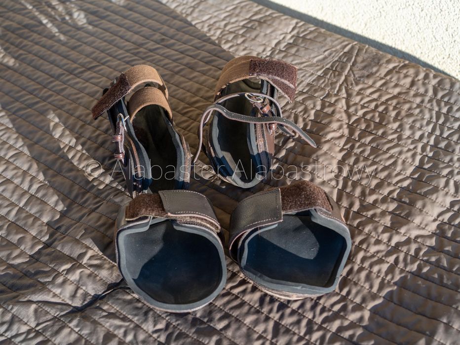 Ochraniacze skórzane COB brązowe