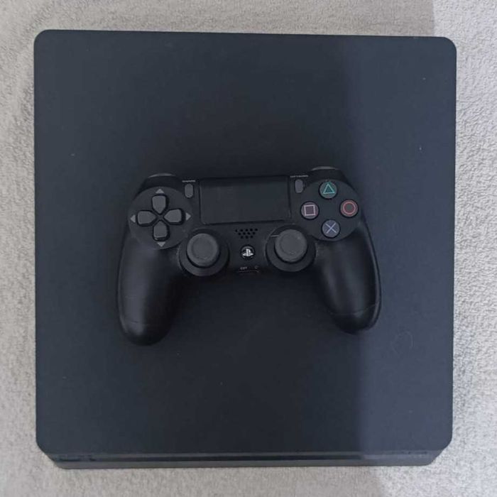 Playstation 4 Slim com 3 + 7 Jogos