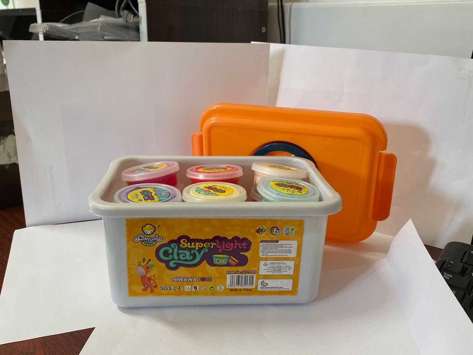 Piankolina masa plastyczna w walizce 24 szt. akcesoria CLAYDOLL