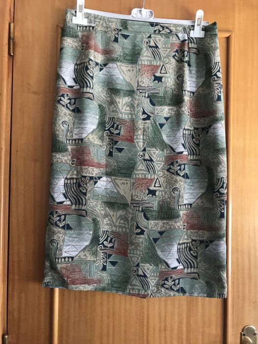 Saia forrada co racha