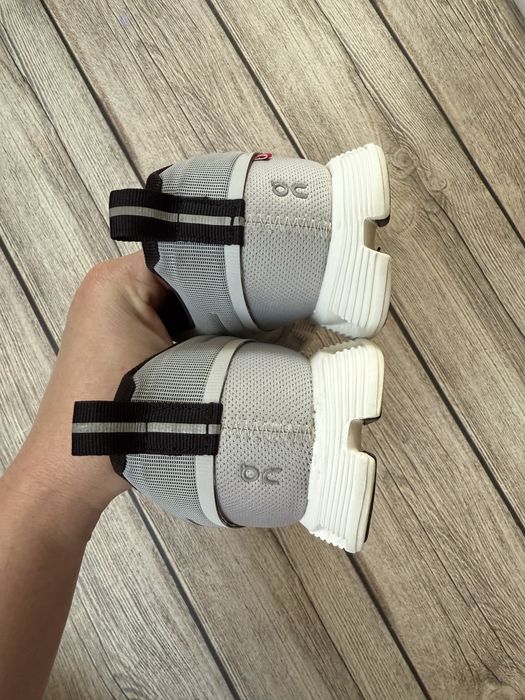 Кросівки On Running Cloud 5 42p. 27см