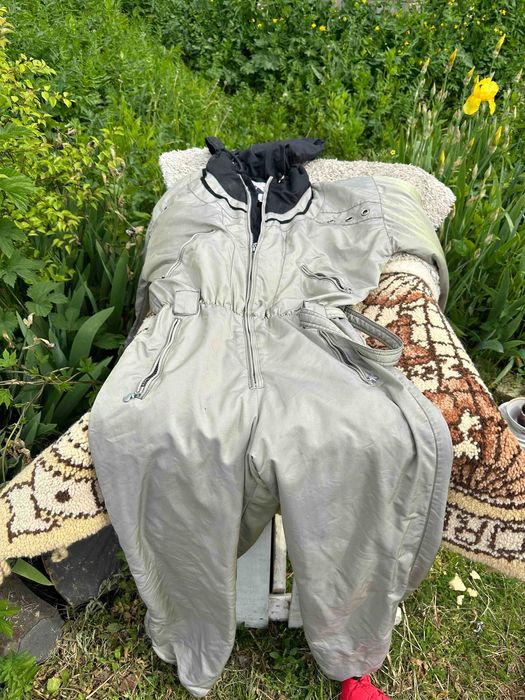 Лижні костюми б/у по 300 грн