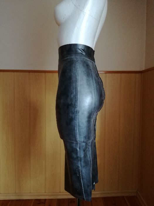 Latex 100% spódnica ołówkowa roz.32 ( XXS ) Kolor Czarny