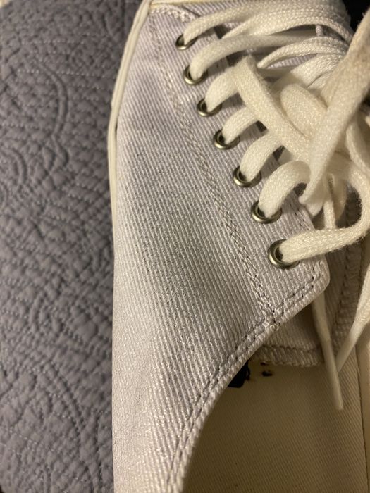 Ténis Guess lindos para o verão