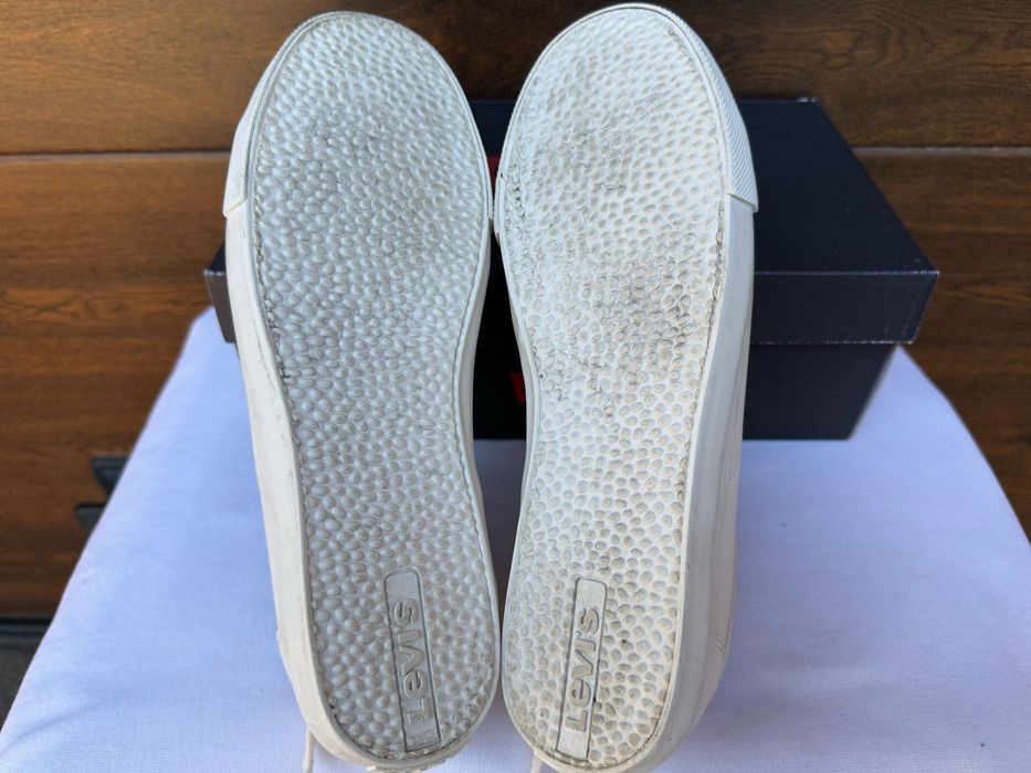 levis woods r.38 sneakersy białe