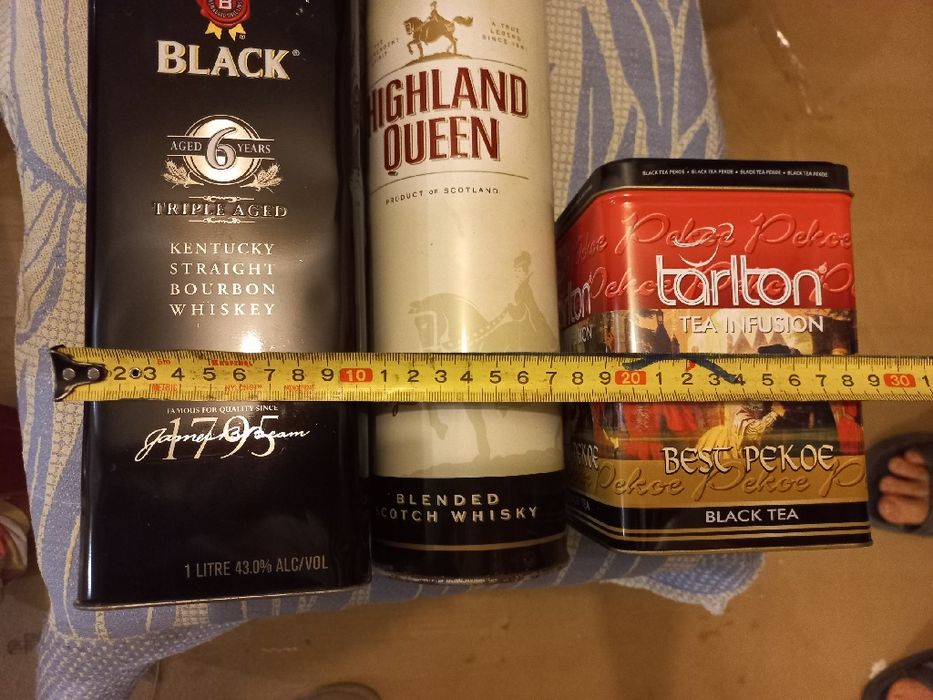 Коробки жестяные от элитного алкоголя и чая