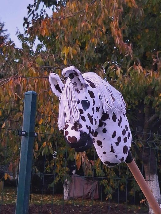 AV Peregrine hobby horse