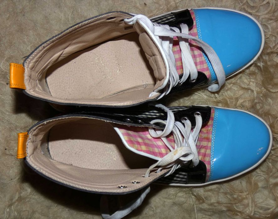Эксклюзивные кеды Christian Louboutin Louis в ярком ретро-стиле - оригинал 42р