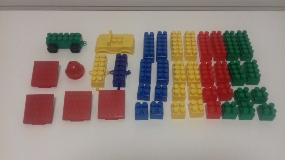 Klocki plastikowe ze strażakiem, do sprzedania