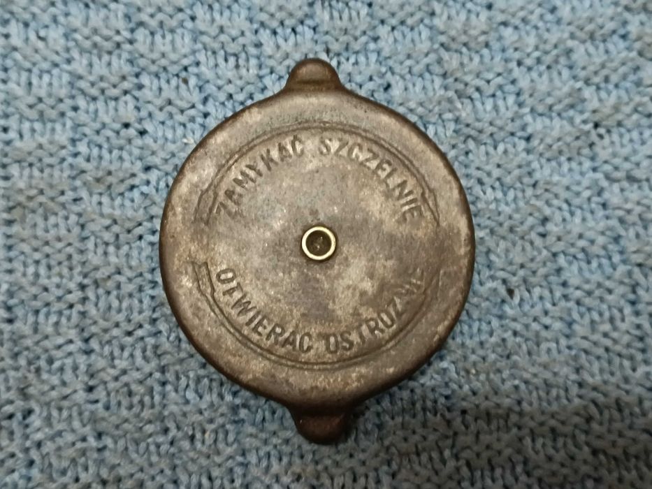 Korek chłodnicy i baku