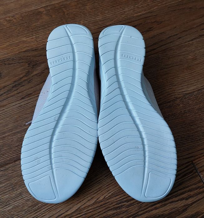 Skechers кроссовки р.39-40(26см)