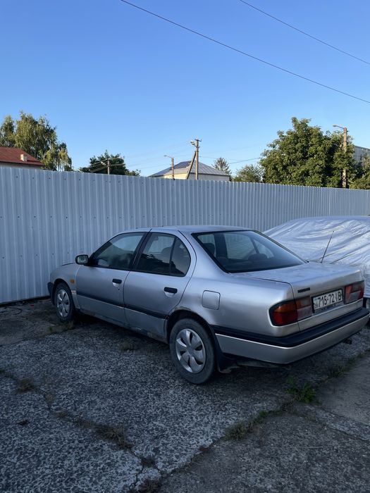 Nissan Primera p10