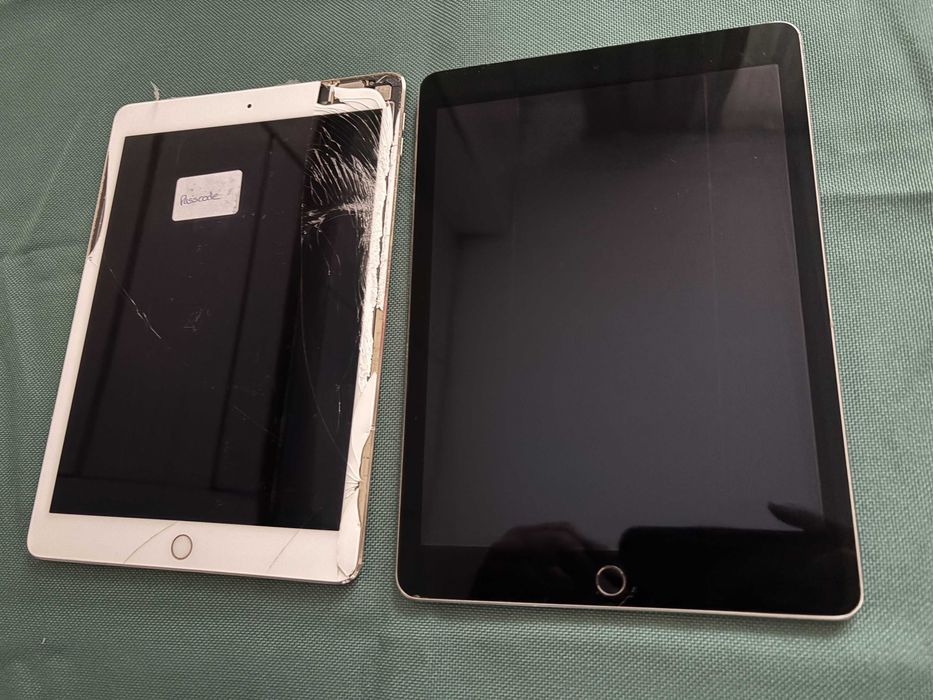 2 sztuki iPad Pro 9,7" 32GB LTE na części