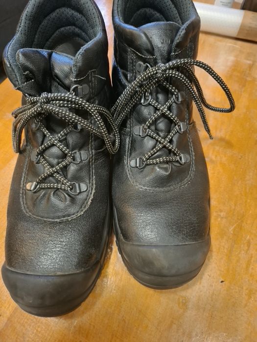 Buty robocze 43,