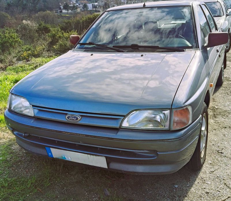 Ford Orion 1.8 D bom estado