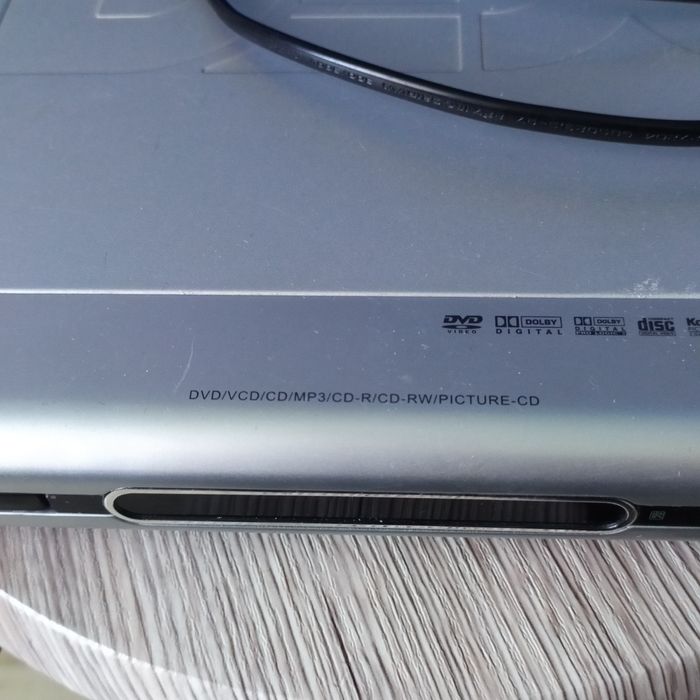 DVD плеєр    DEX