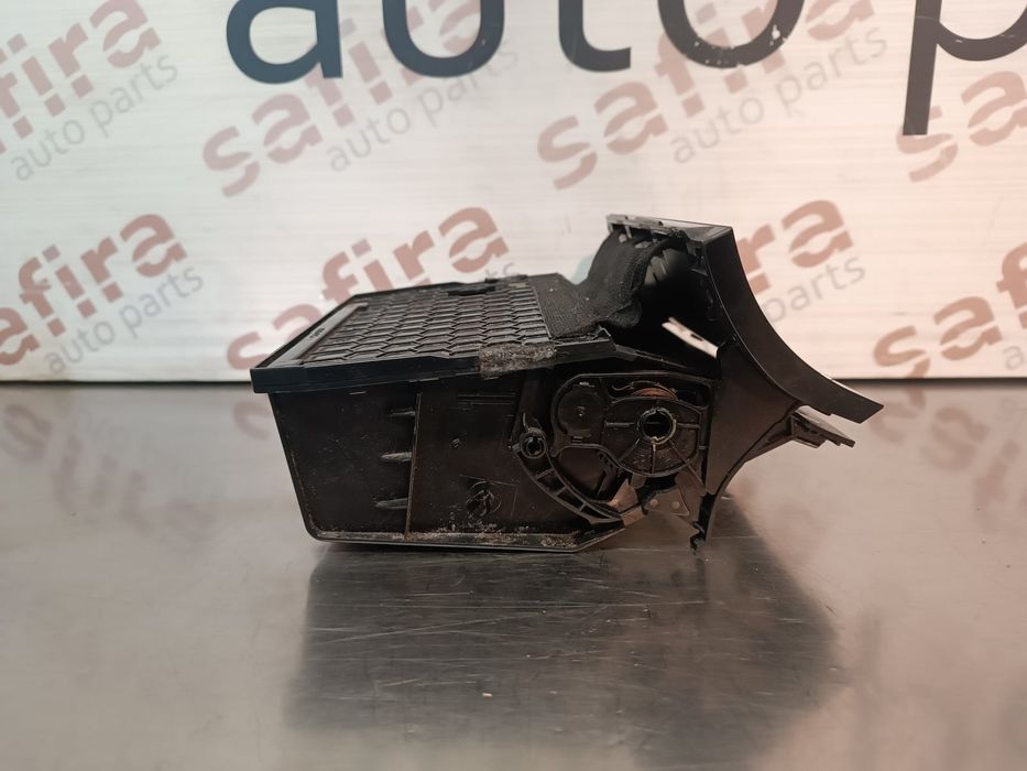 Gaveta da Consola Central VW GOLF VII - 5G1863391