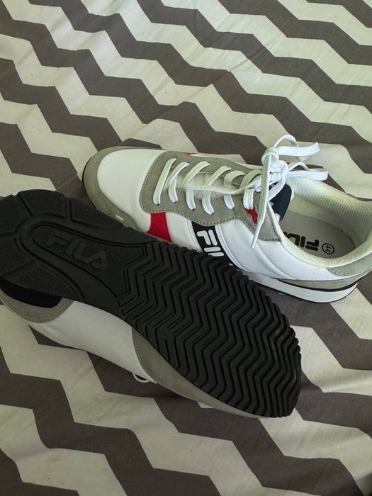 Продам кросовки Fila EUR 44 размер