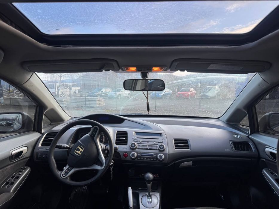 Honda civic 4 D 1.8 газ  бензин