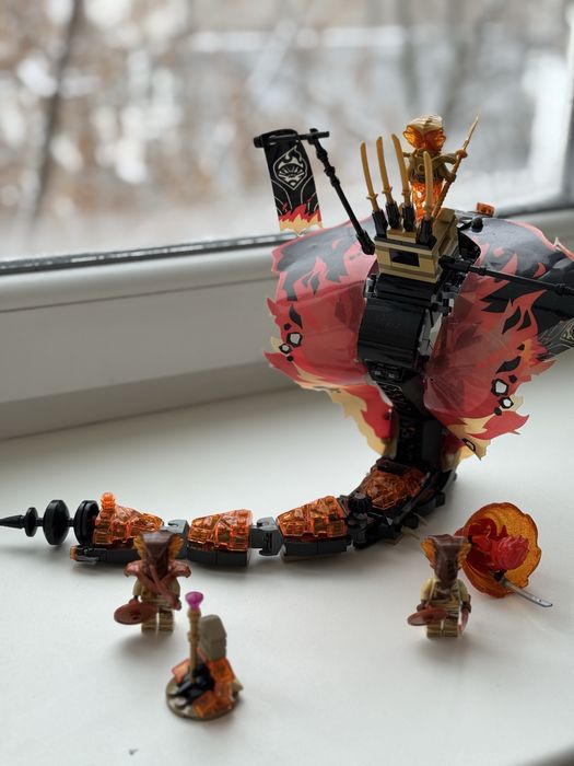 Конструктор Огненный клык Лего 70674